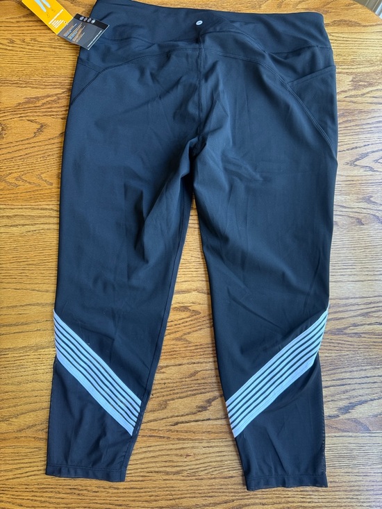 Avia Black Leggings with White Side Stripes NWT size XXL - Picture 5 of 7